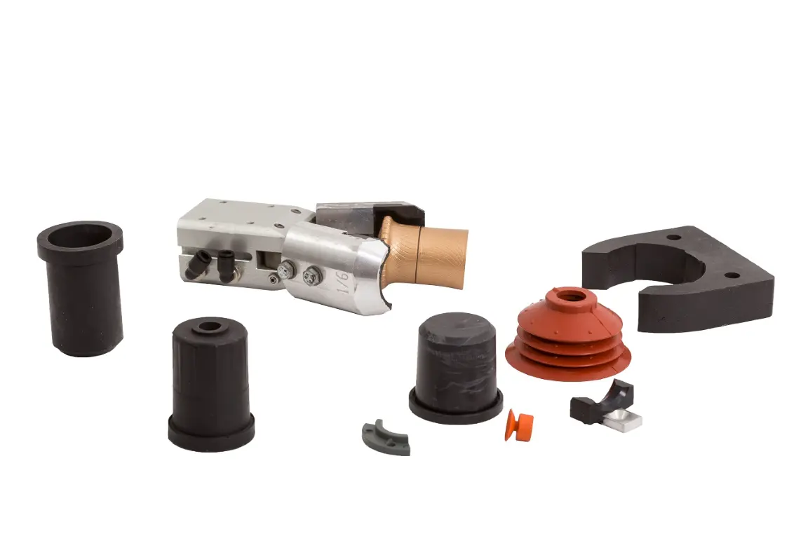 Rinser jaws and grippers for bottle handling systems