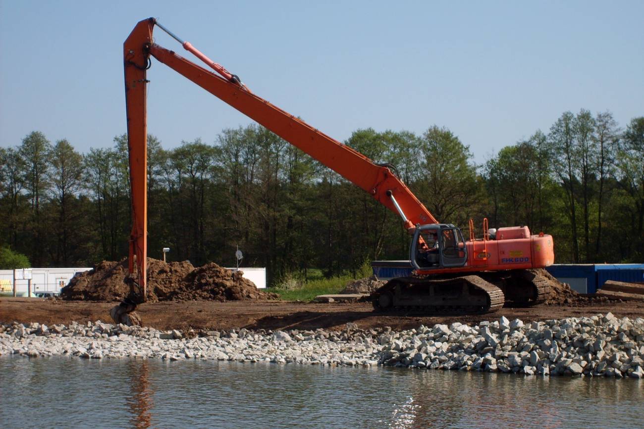 dredging ship