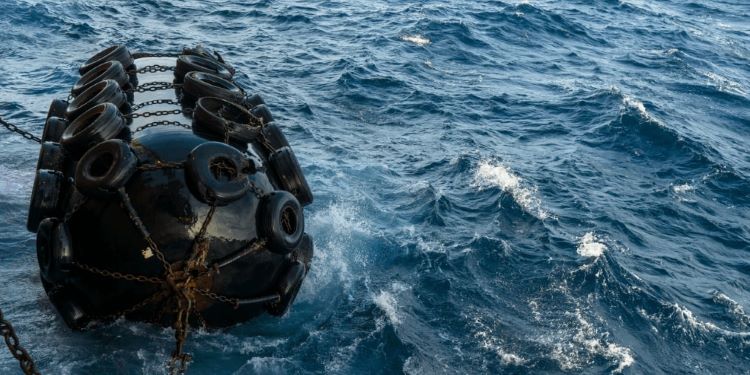 Rubber fendering on buoy